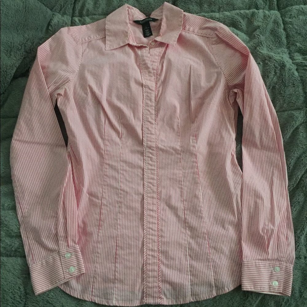 White House black market shirt